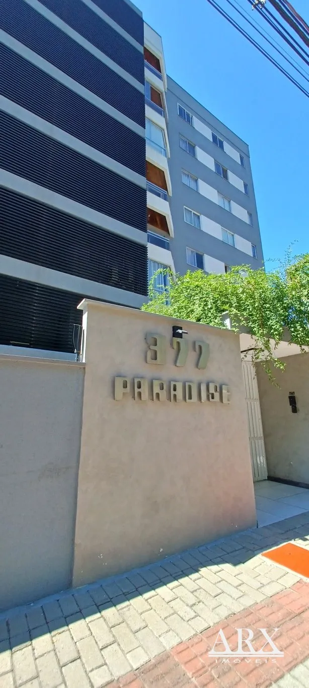 APARTAMENTO AMPLO SEMIMOBILIADO - ÓTIMA LOCALIZAÇÃO - foto 1