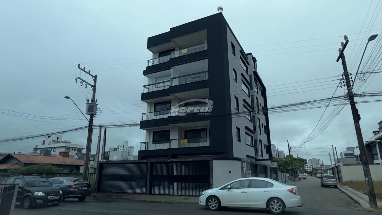 Apartamento pronto, mobiliado, sendo 02 por andar, com 95,53m privativos, com 03 dormitórios (sendo 01 suíte), 02 vagas de garagem, 300 metros do mar, no bairro Itajuba em Barra Velha! - foto 1