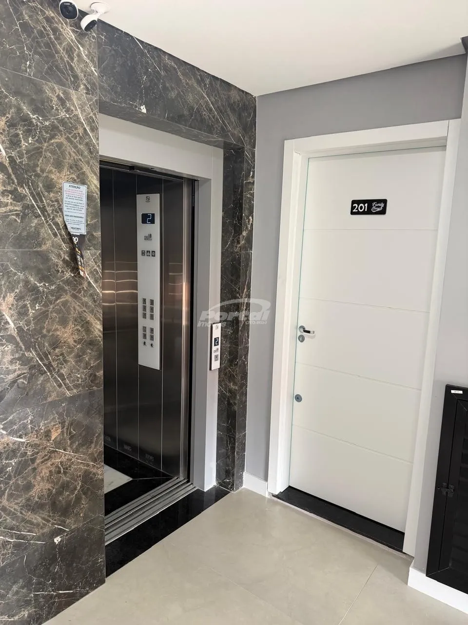 Apartamento pronto, mobiliado, sendo 02 por andar, com 95,53m privativos, com 03 dormitórios (sendo 01 suíte), 02 vagas de garagem, 300 metros do mar, no bairro Itajuba em Barra Velha! — foto 4