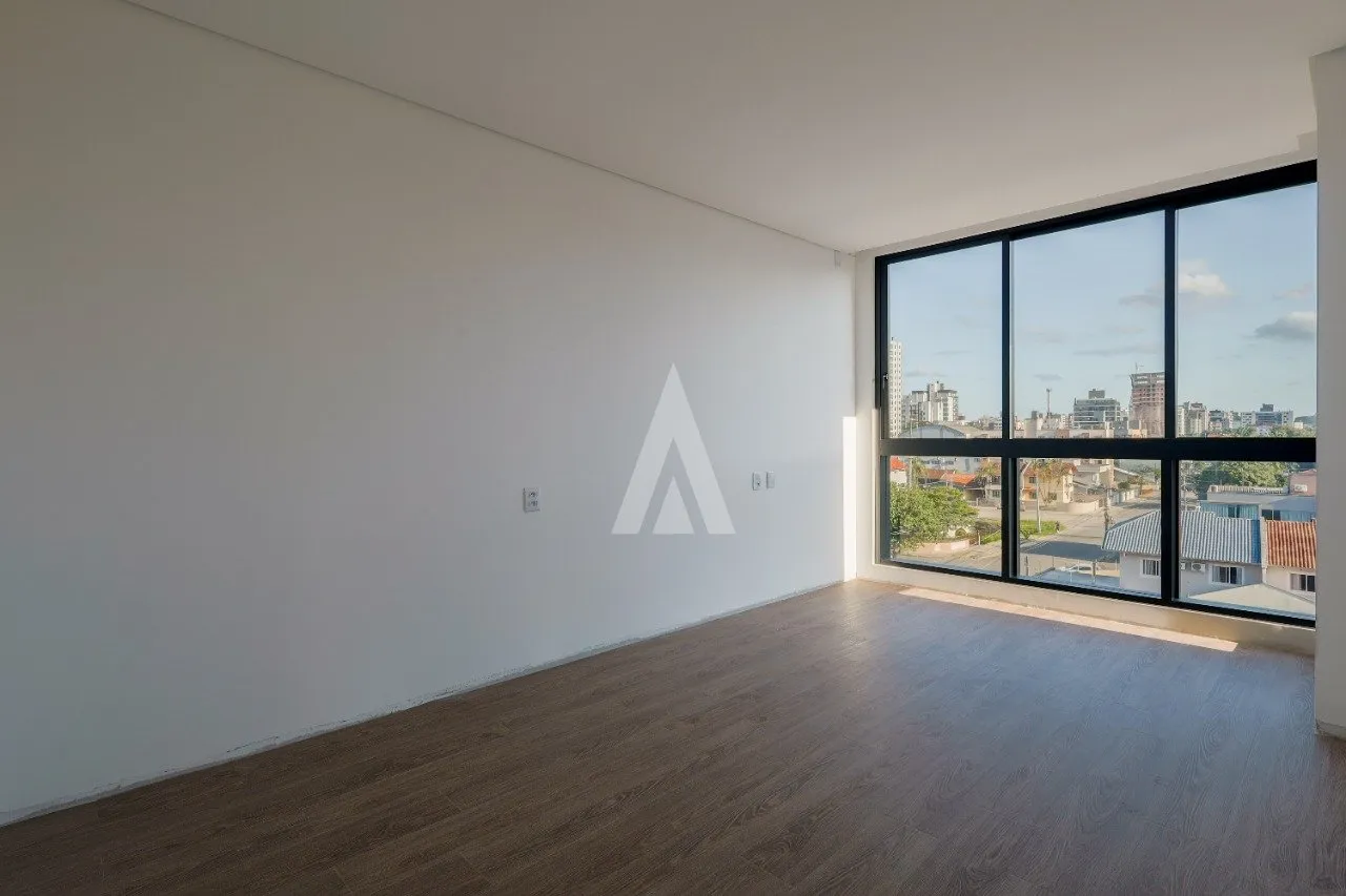 Apartamento com 1 suíte e 2 quarto(s) à venda no bairro Santo Antônio em Joinville-SC por R$649.000,00. — foto 5