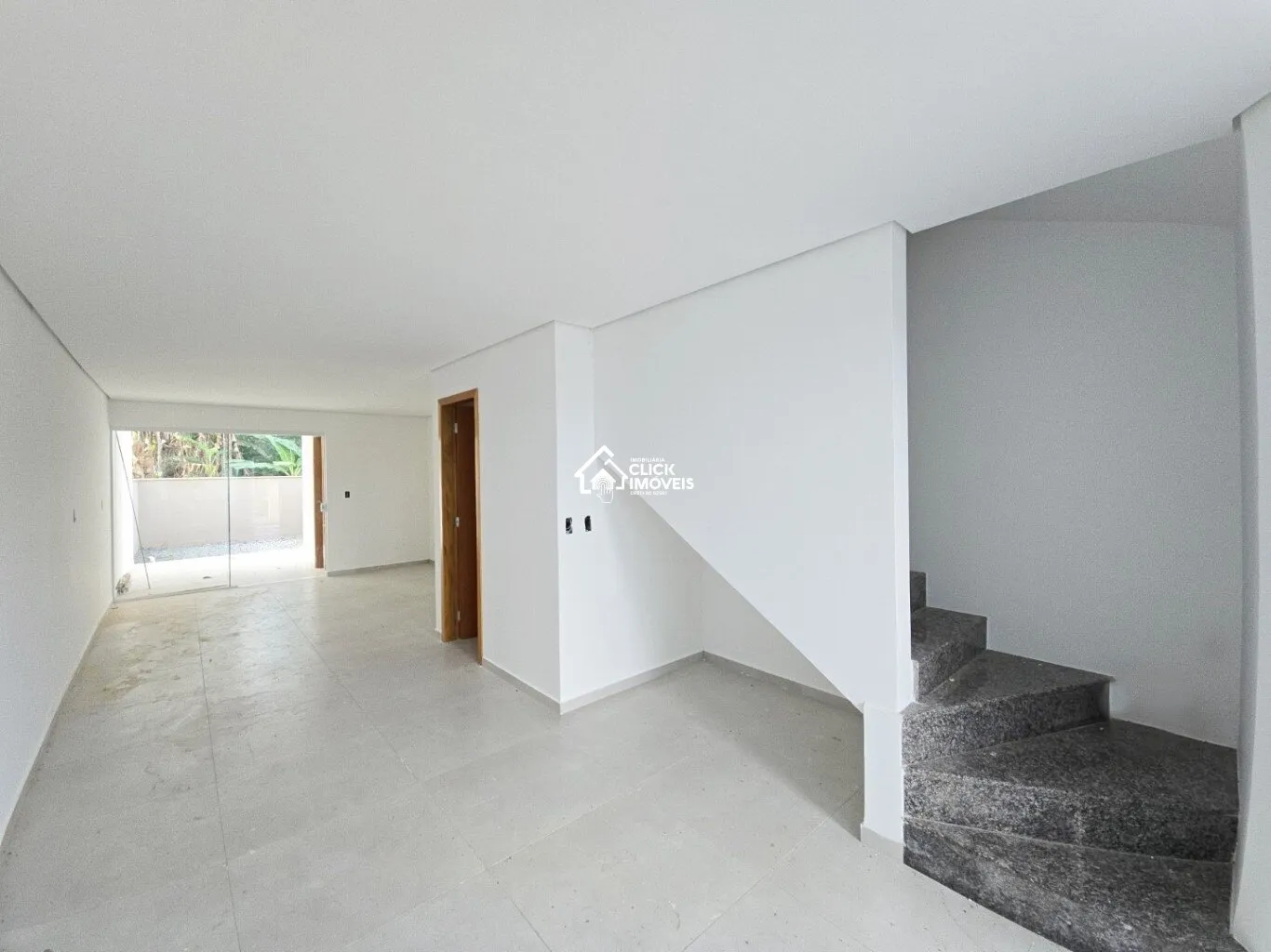 Casa com 3 dormitórios à venda no bairro Água Verde em Blumenau/SC — foto 2