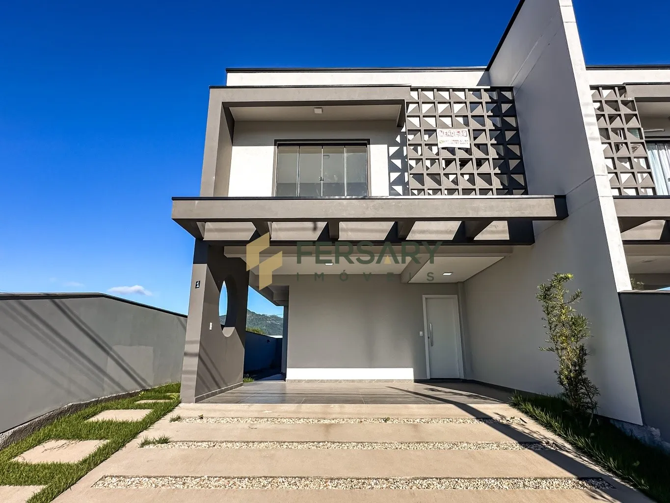 Sobrado Elegante no Bairro Benedito - foto 1