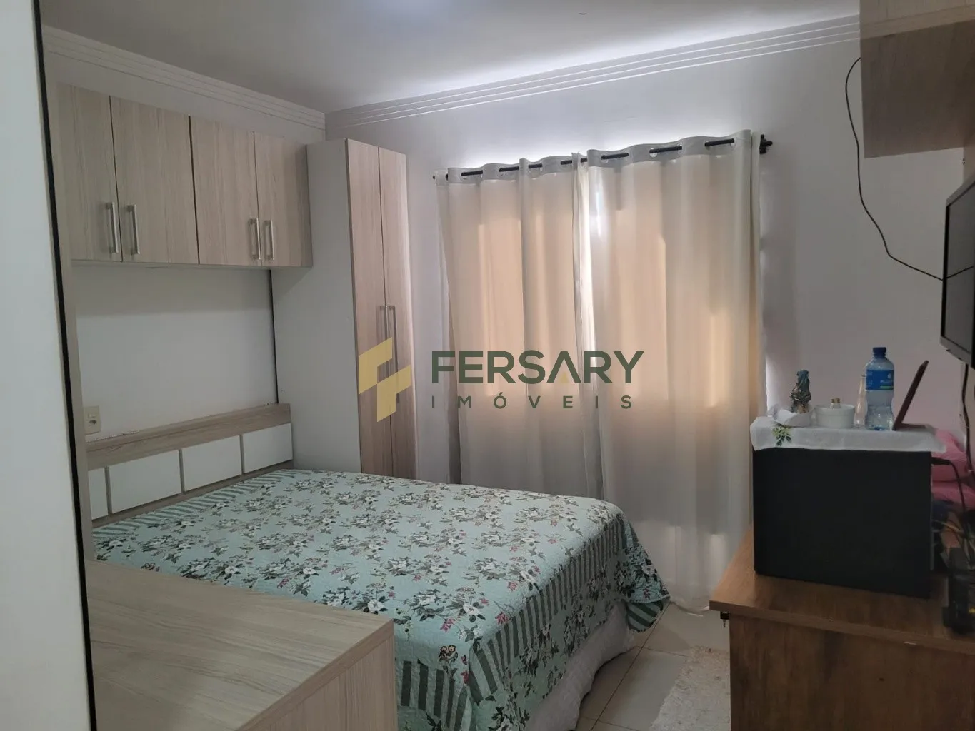 Apartamento no Bairro Nações com elevador — foto 6