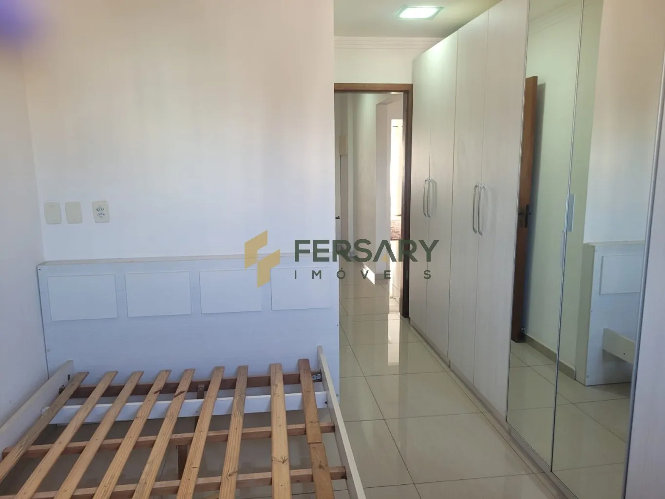 Apartamento no Bairro Nações com elevador — foto 7