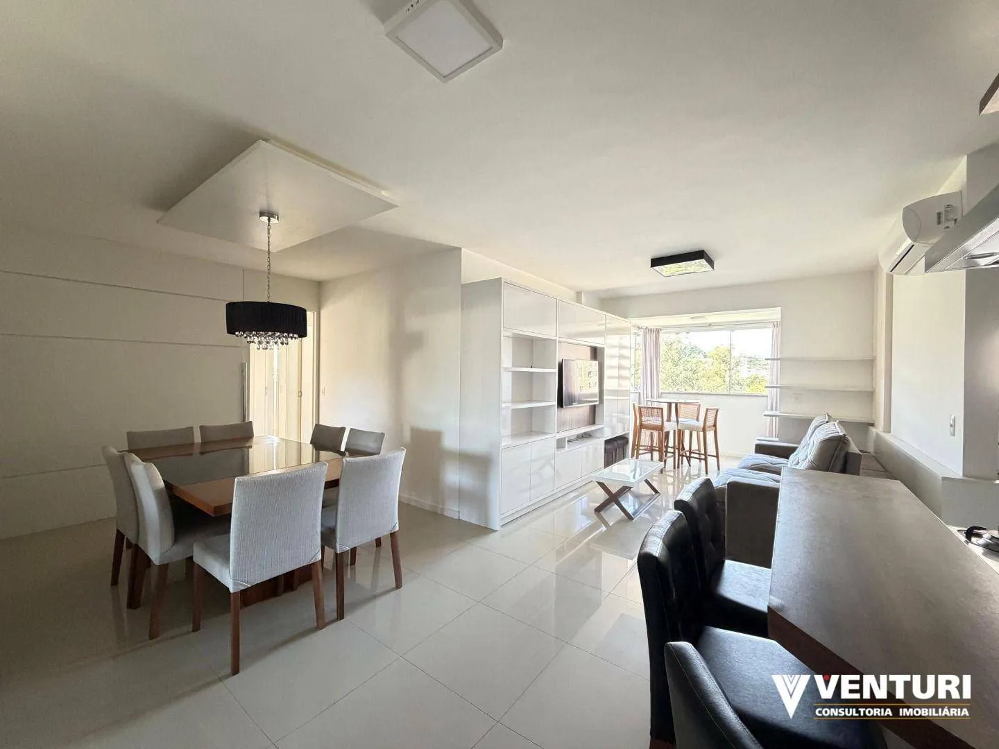 Apartamento com 3 suítes para alugar, 109 m por R$ 7.053/mês - Vila Formosa - Blumenau/SC — foto 2