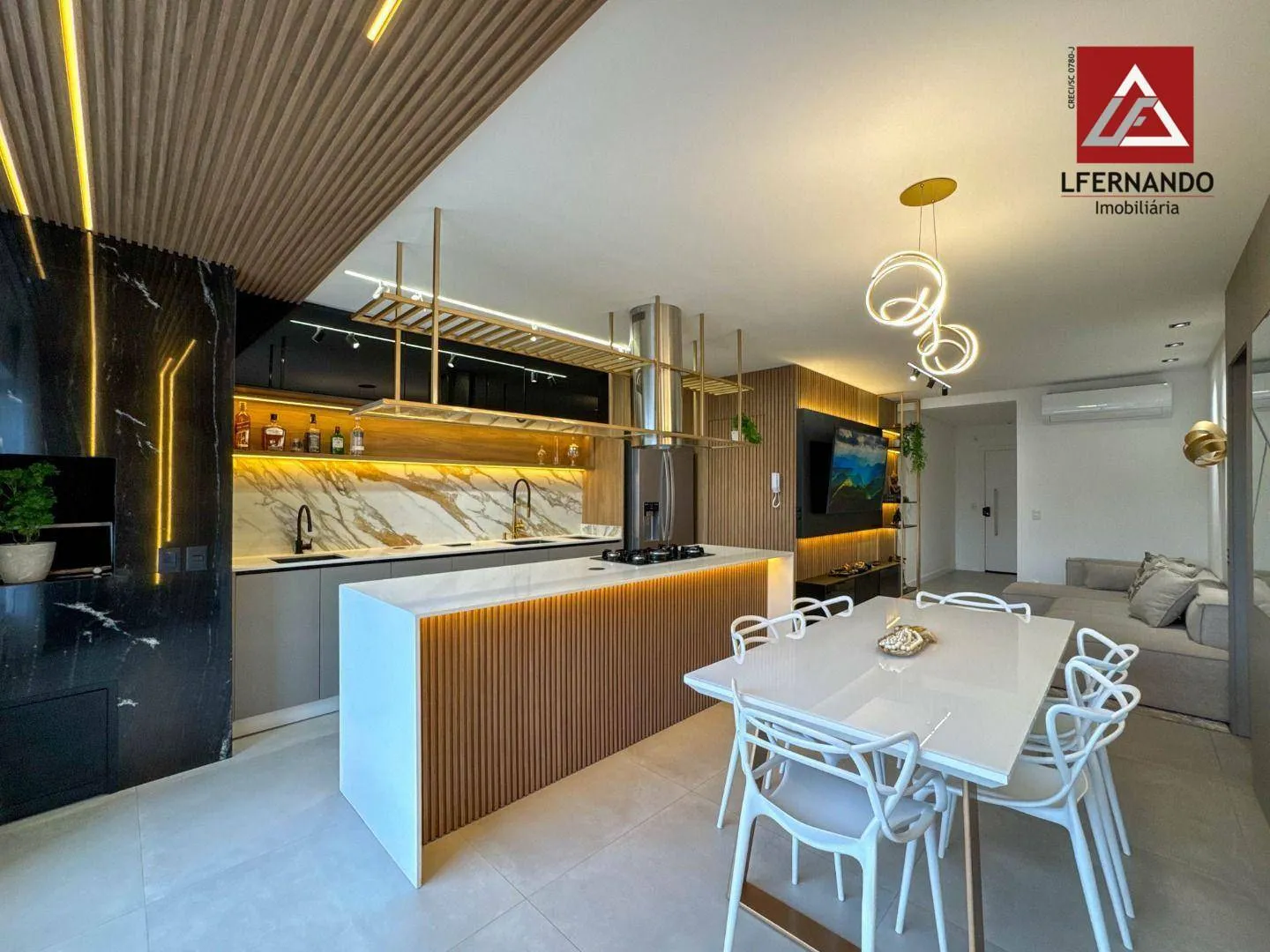Apartamento com 3 dormitórios, sendo 2 suítes à venda, 108 m por R$ 1.049.000 - Escola Agrícola - Blumenau/SC - foto 1