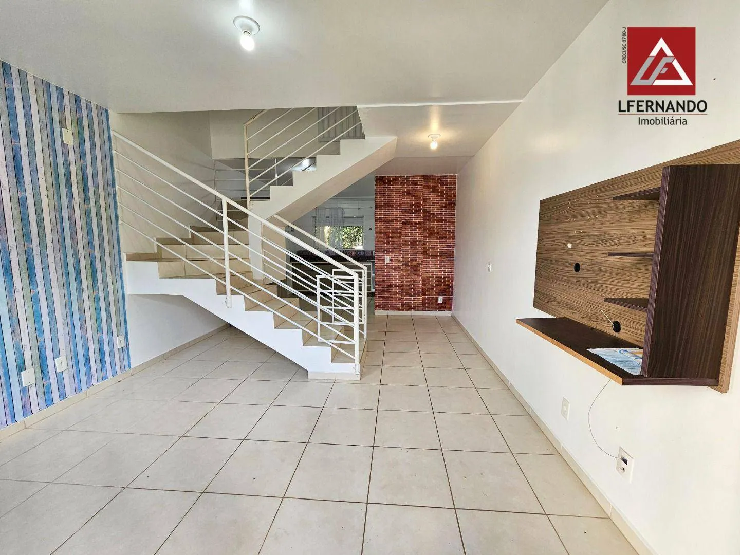 Sobrado com 2 dormitórios para alugar - Fortaleza - Blumenau/SC — foto 2