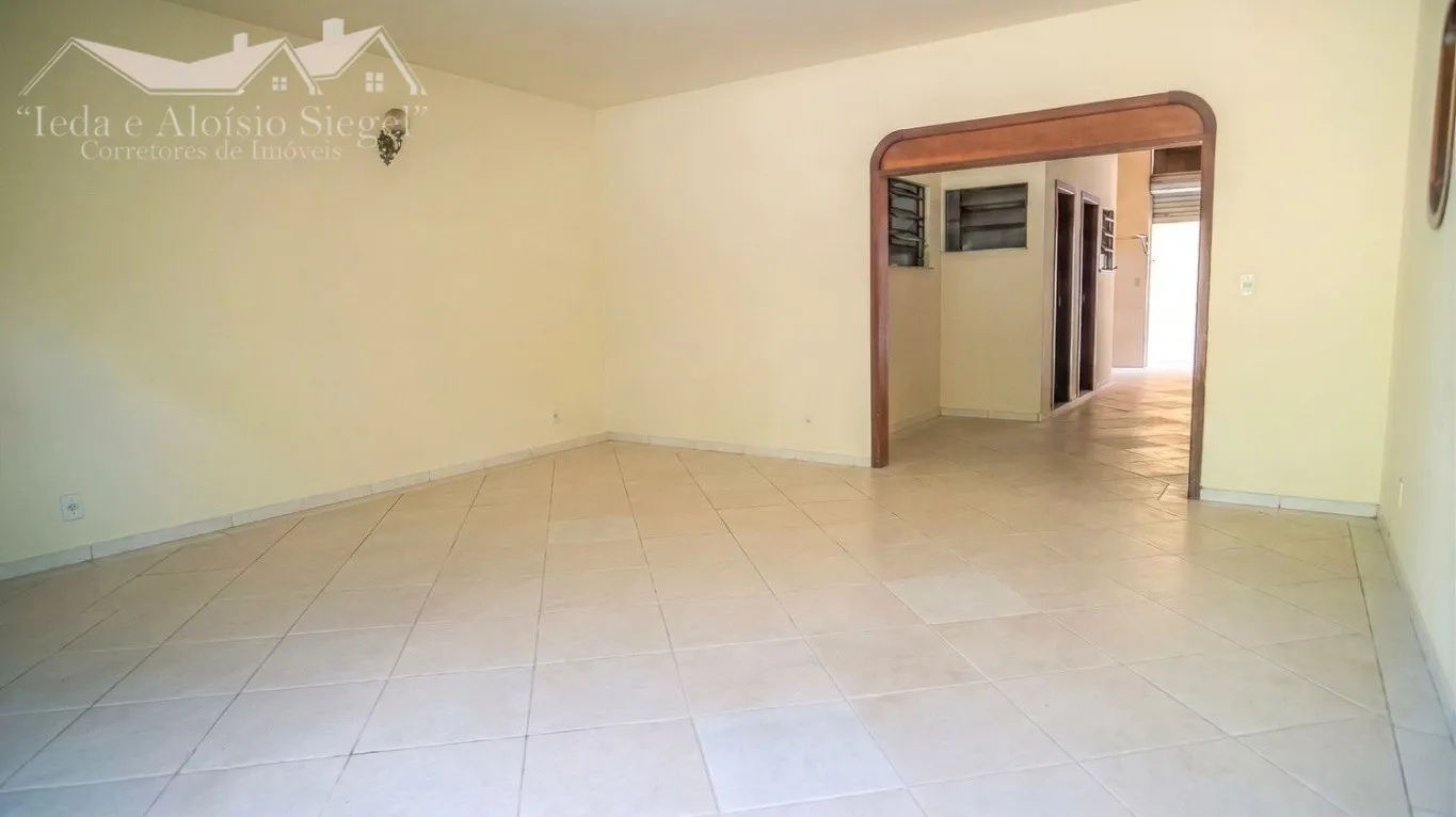 Casa com 5 dormitórios averbada no Bairro Salto do Norte Blumenau/SC Ref. 1642 — foto 3