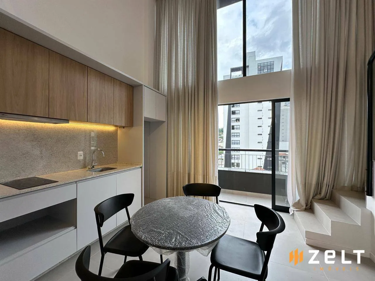 Apartamento com 1 dormitório para alugar, 40 m por R$ 3.600,00/mês - Vila Nova - Blumenau/SC — foto 2