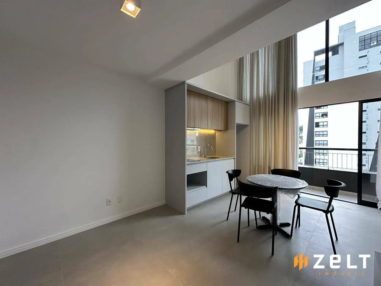 Apartamento com 1 dormitório para alugar, 40 m por R$ 3.600,00/mês - Vila Nova - Blumenau/SC — foto 3