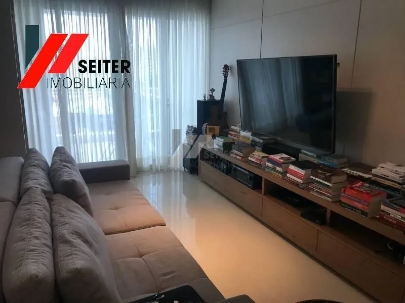Apartamento 3 dormitórios com suite à venda centro Florianopolis - foto 1