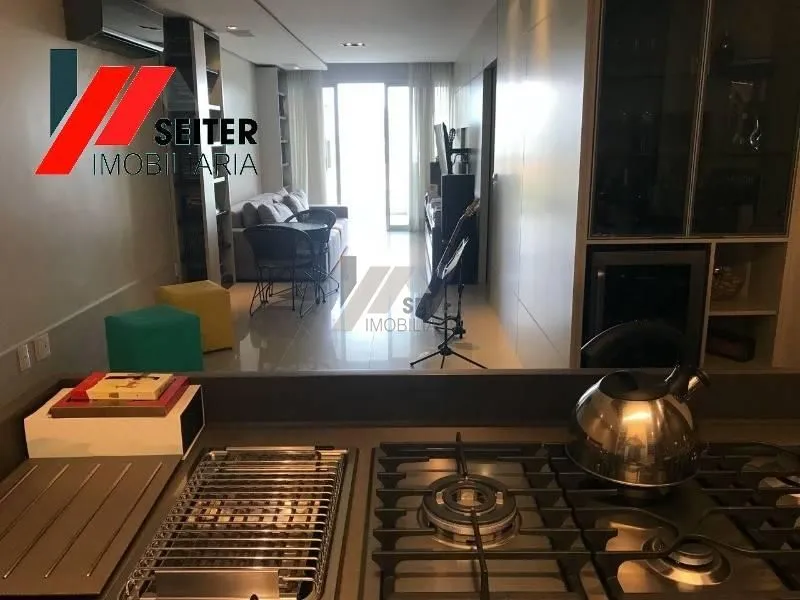 Apartamento 3 dormitórios com suite à venda centro Florianopolis — foto 3