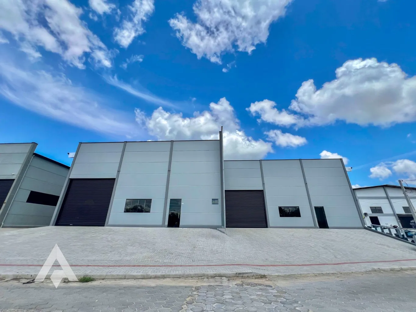 Galpão com 455m para locação por R$ 9.000,00 - Bairro Figueira - Gaspar/SC — foto 6