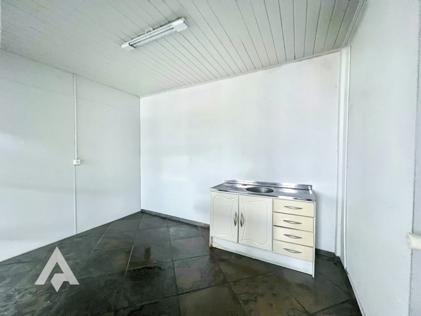 Sala comercial com 38,79m para locação por R$ 850,00 - Bairro Victor Konder - Blumenau/SC — foto 7