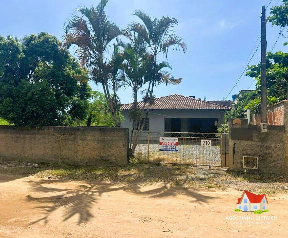 Residencia em Alvenaria C/Parte Averbada + Terreno C/Area de 300,00 m2 No Bairro Itajuba ! — foto 2