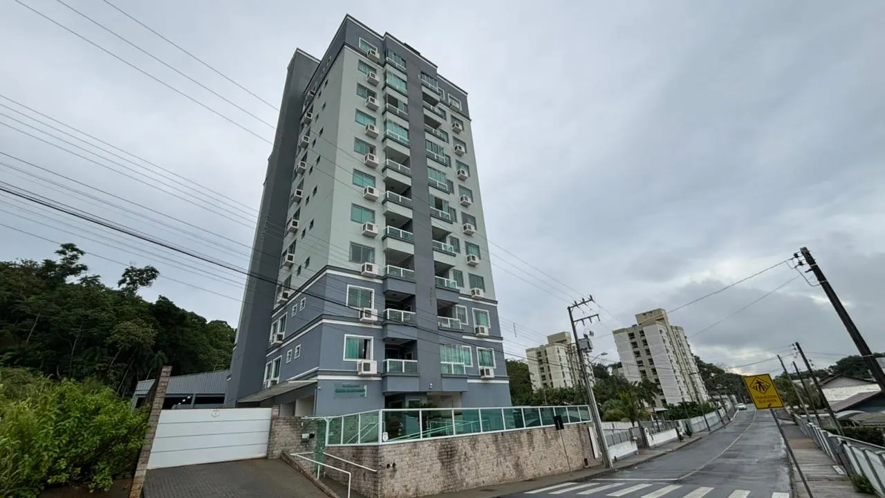 Apartamento à venda no Condomínio Quinta do Arvoredo  Conforto, espaço e ótima localização! - foto 1