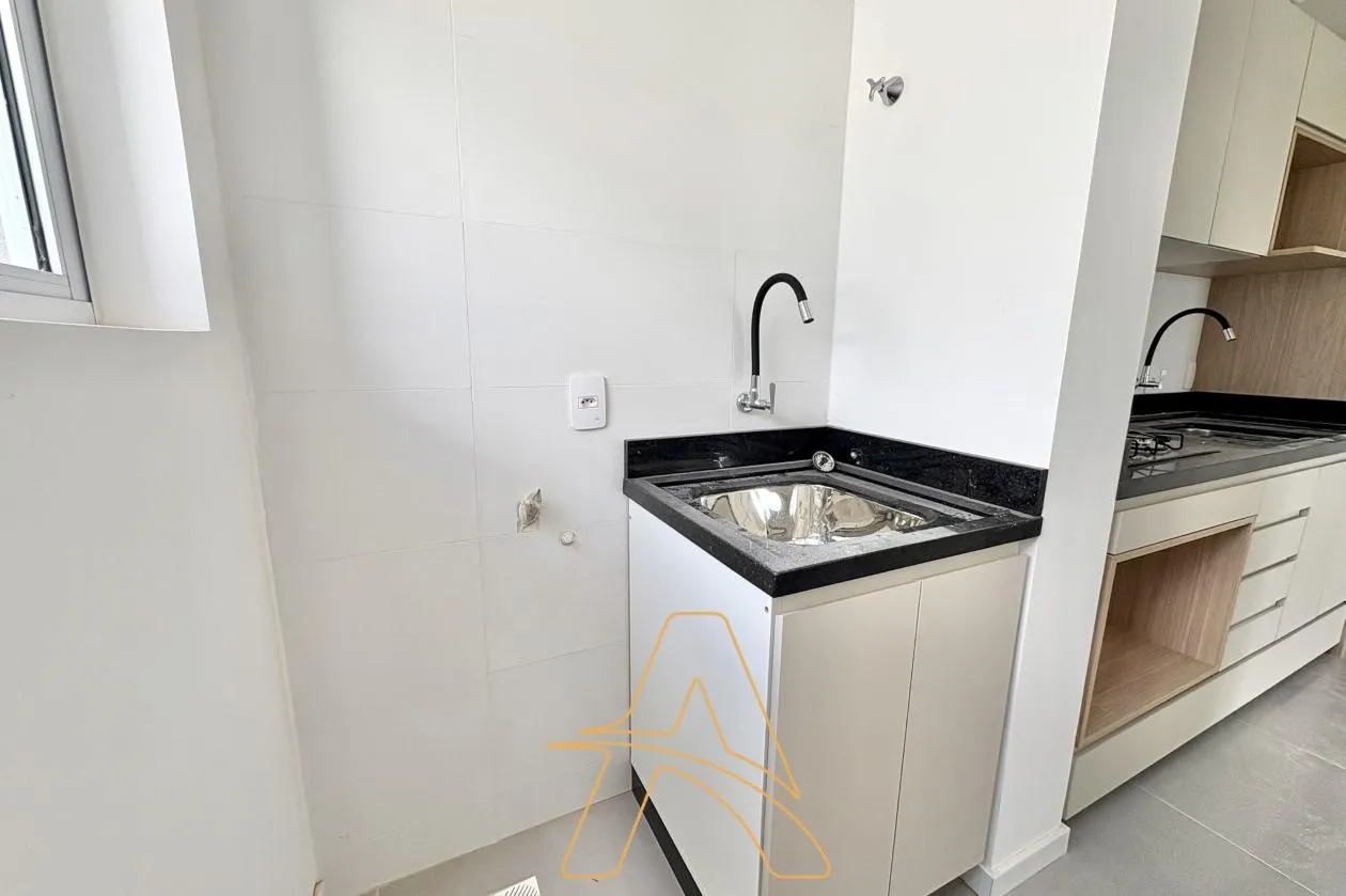 Apartamento Semi Mobiliado com 2 Dormitórios no Fortaleza Alta — foto 6