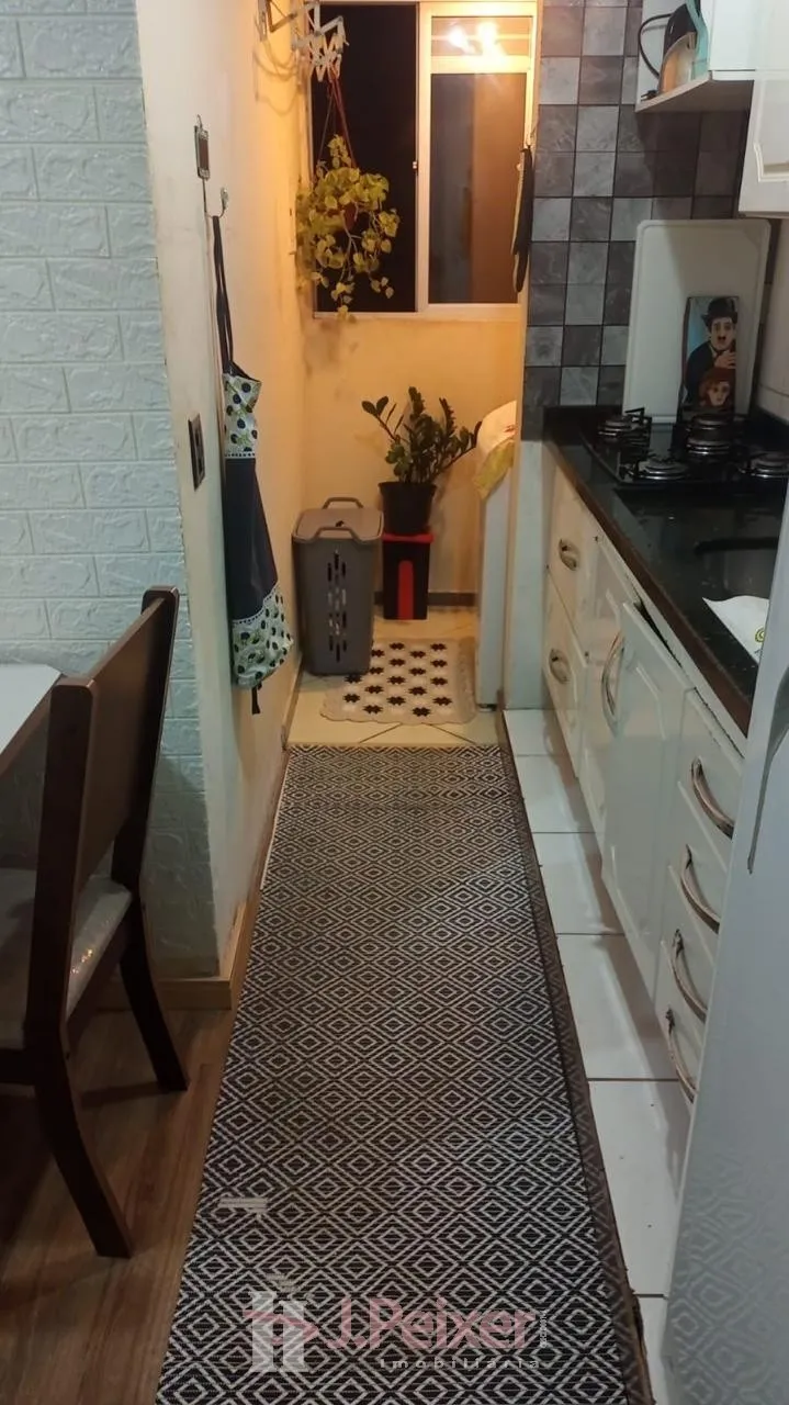 APARTAMENTO 2 dormitorios R$1.300,00 + taxas — foto 4