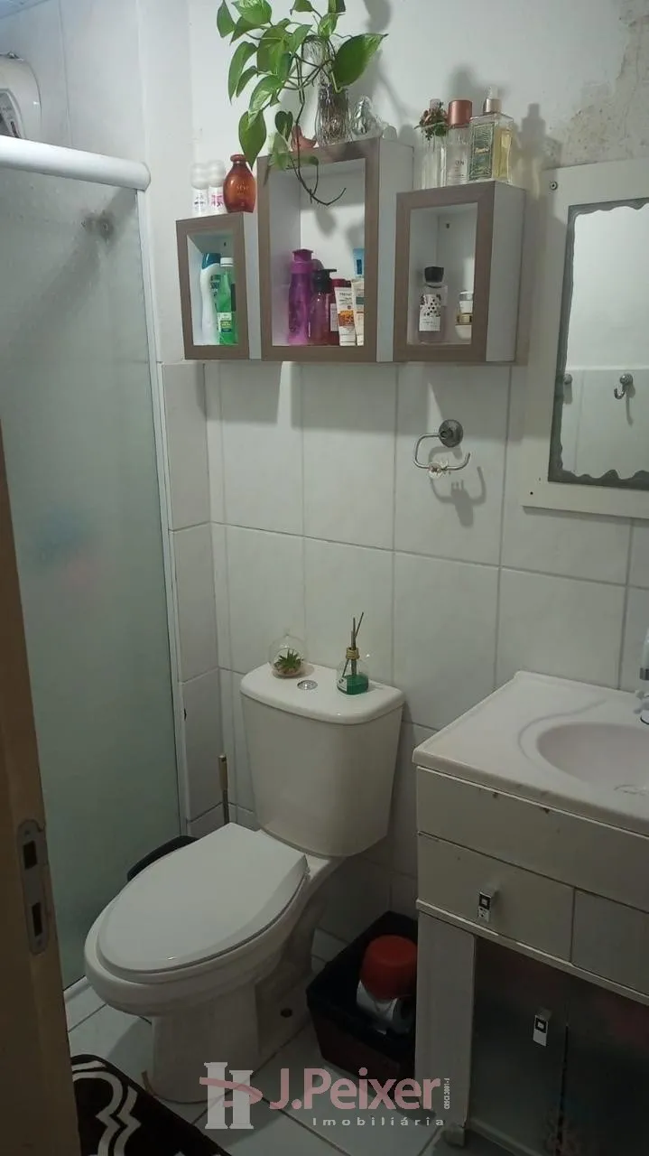 APARTAMENTO 2 dormitorios R$1.300,00 + taxas — foto 6
