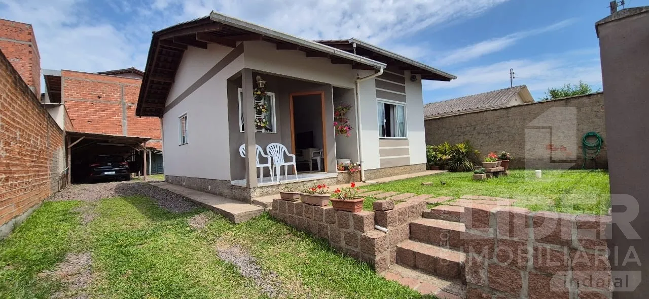 Casa à venda com 2 quartos, 1 vaga, 60m² no Estados, Indaial — foto 2