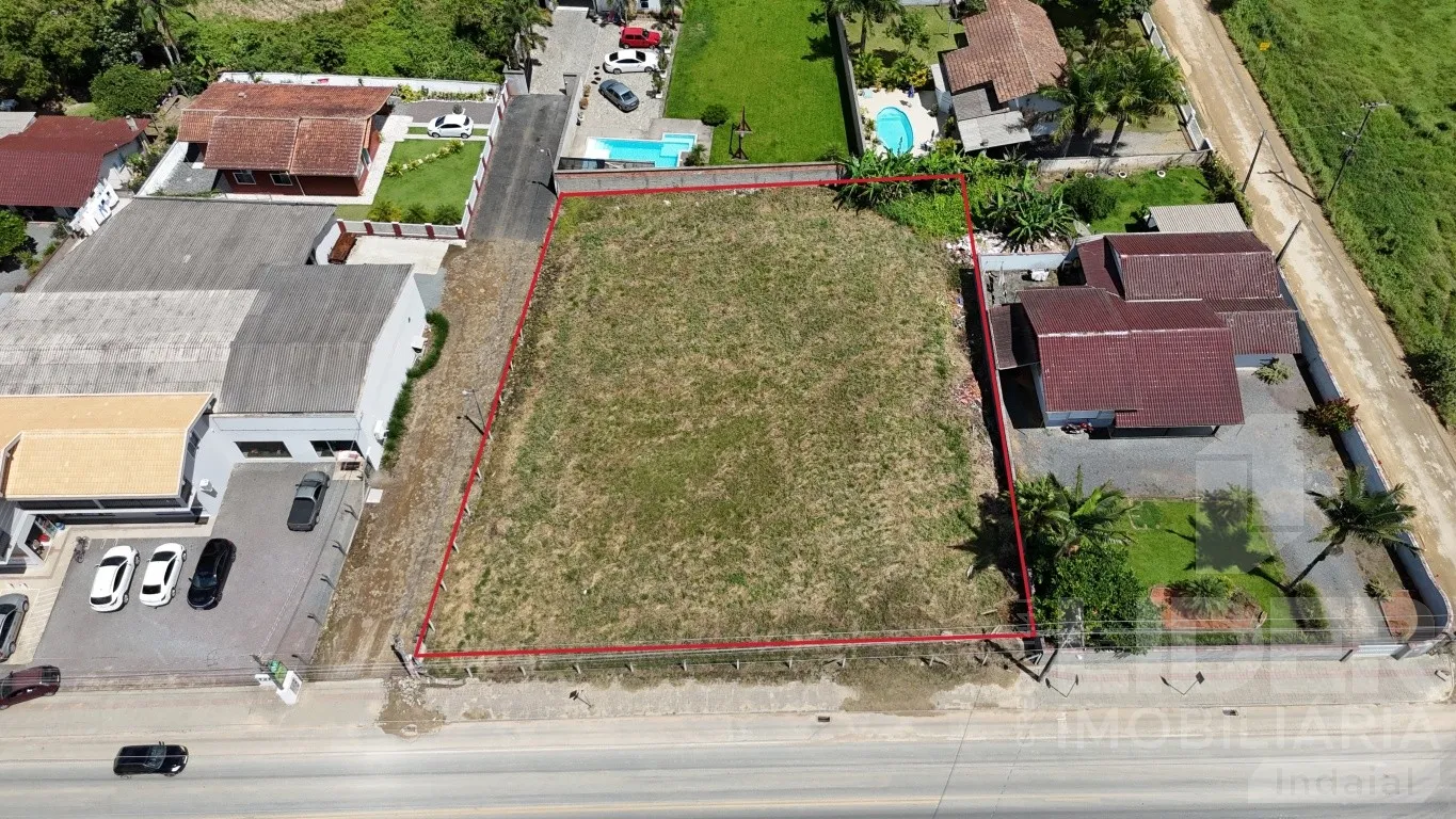 Terreno no bairro Estradinha em Indaial com 1.719,26m sendo 40m de frente. - foto 1