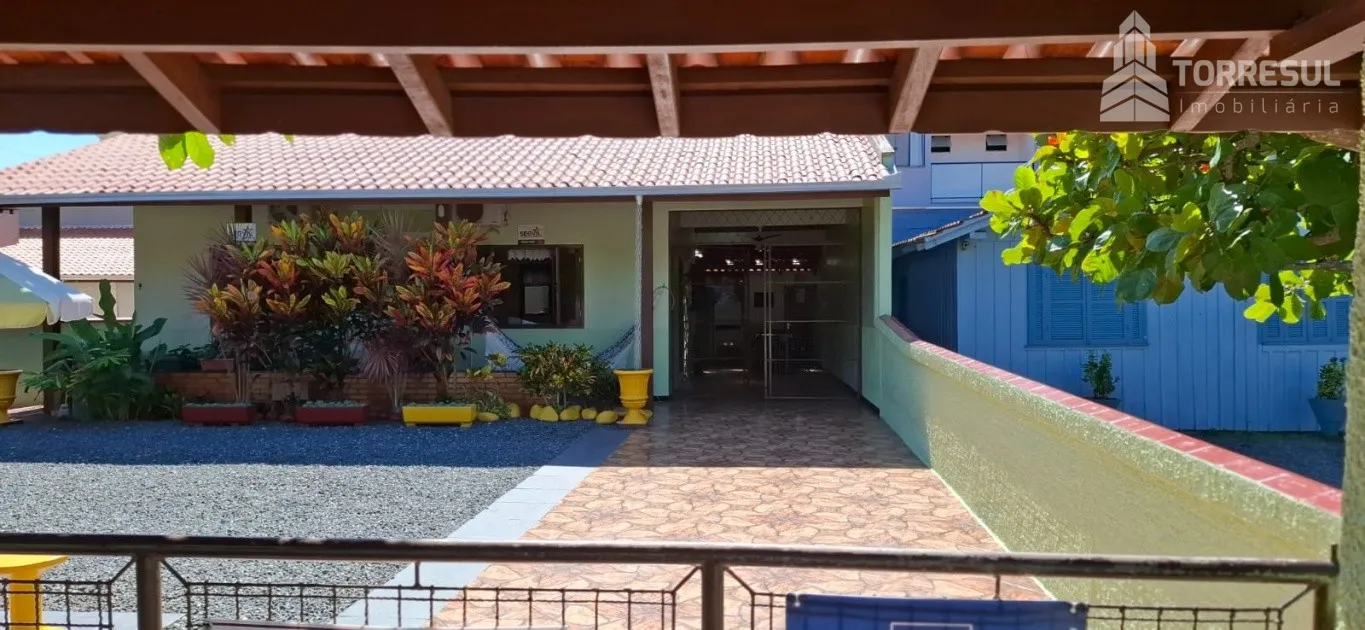 Casa com terreno á 300 metros da praia! - foto 1