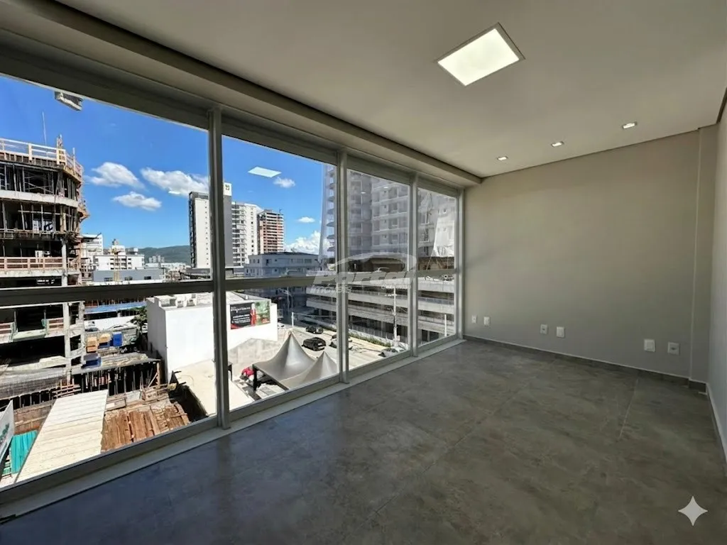 Excelente sala comercial próximo a Prefeitura no bairro Centro em Balneário Piçarras/SC (Cód. 23344) — foto 3