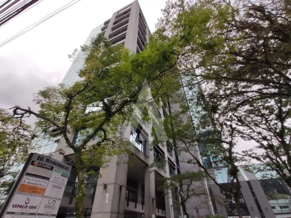SALA COMERCIAL MOBILIADA NO MEDCLÍNICAS - foto 1