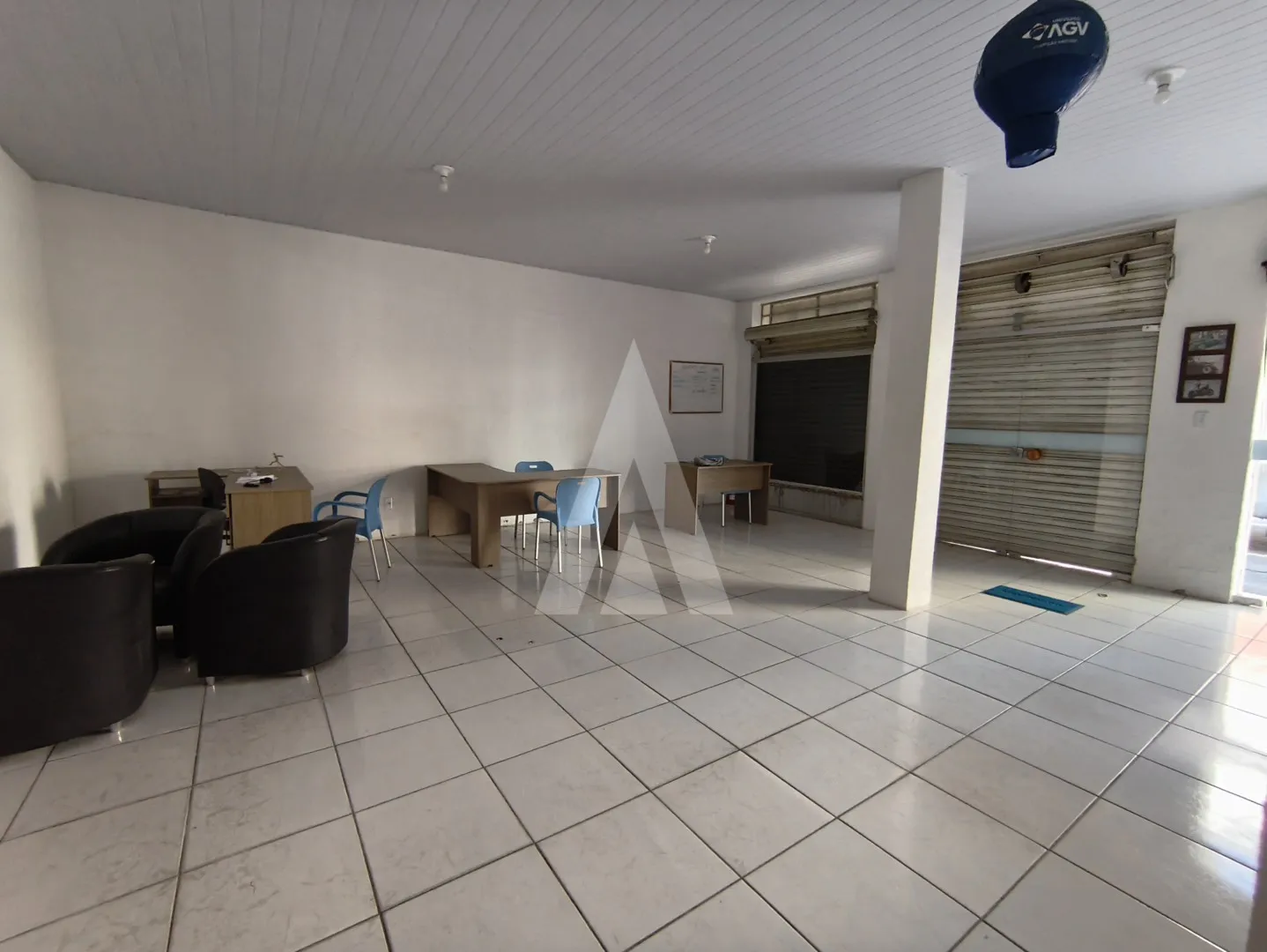 SALA COMERCIAL NA RUA DO PRINCIPE COM 100 M2 — foto 4