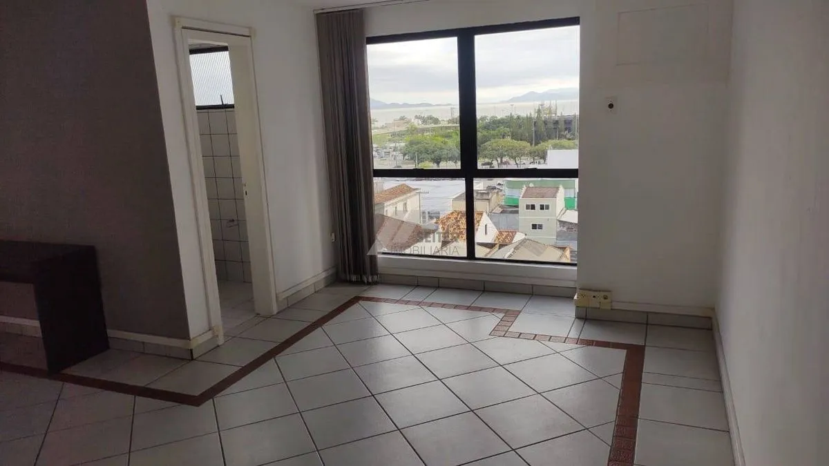 Sala comercial para alugar no centro de Florianópolis proximo ao mercado publico — foto 5