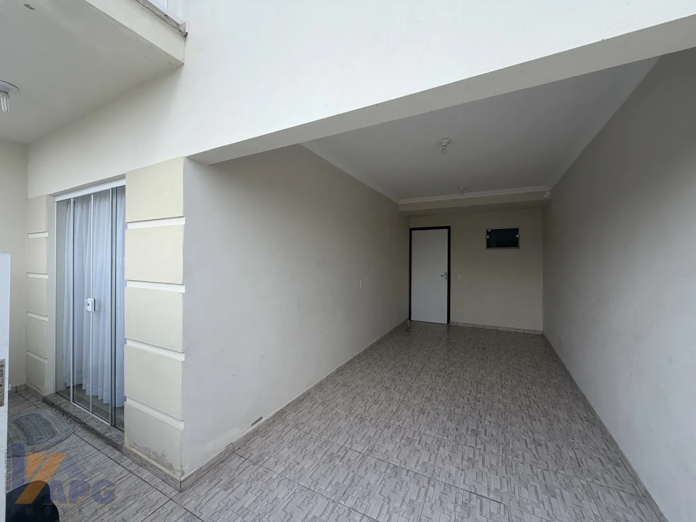 Casa com 3 dormitórios, sendo uma suíte. — foto 5