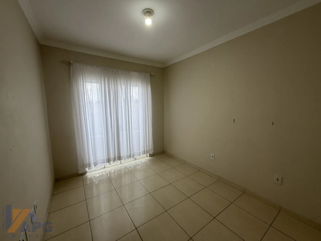 Casa com 3 dormitórios, sendo uma suíte. — foto 6