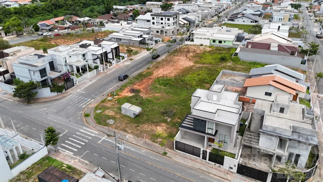Terreno no bairro Benedito com 555,63m sendo frente com 15,59m — foto 7
