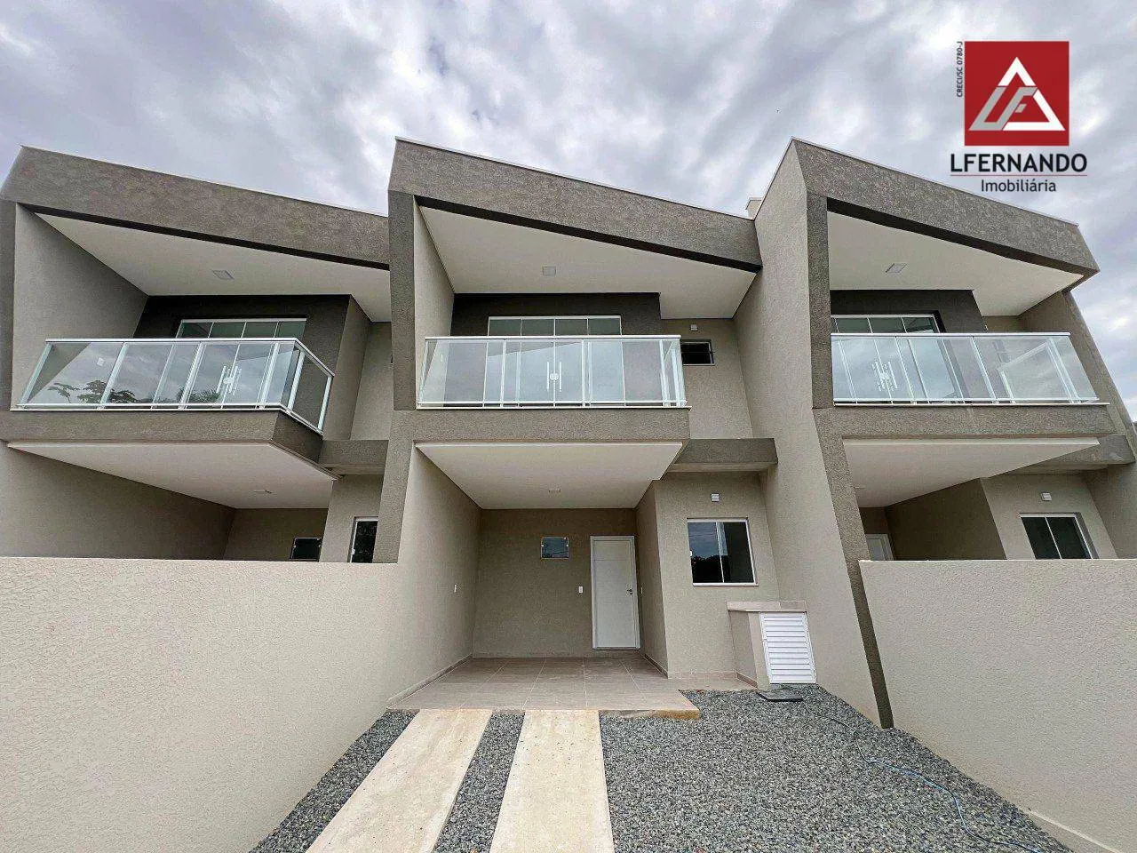 Sobrado com 2 suítes à venda, 95 m por R$ 599.000 - Centro - Balneário Piçarras/SC - foto 1