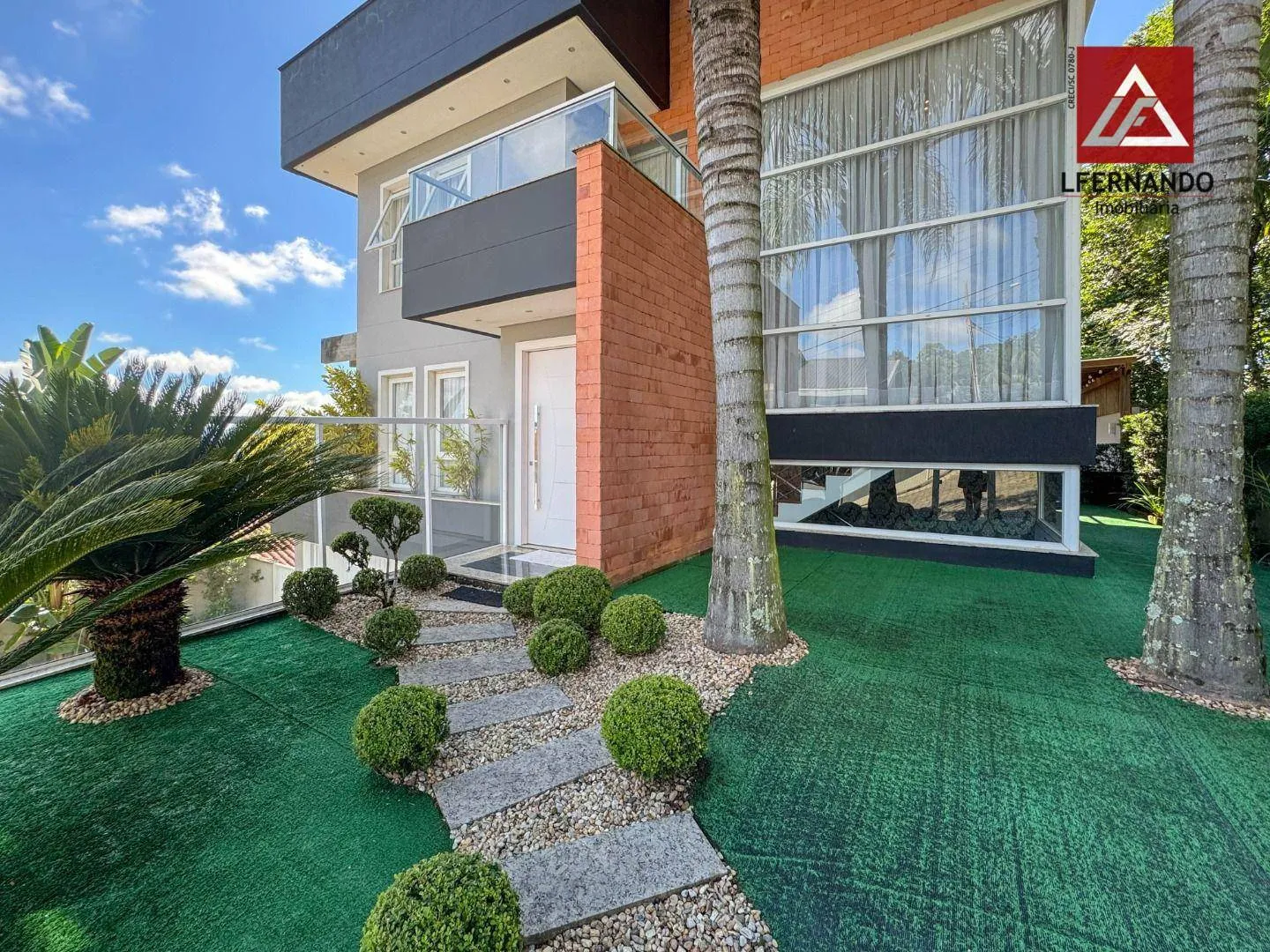 Casa de alto padrão com 3 dormitórios, sendo 1 suíte à venda, 400 m por R$ 1.990.000 - Salto do Norte - Blumenau/SC — foto 2