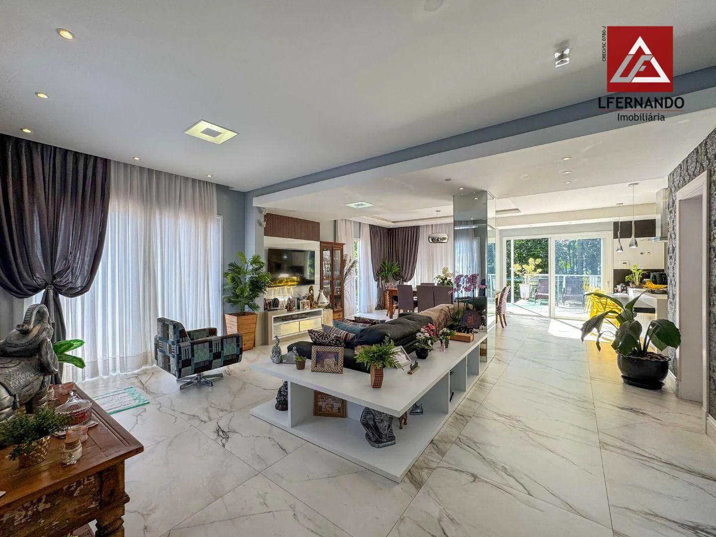 Casa de alto padrão com 3 dormitórios, sendo 1 suíte à venda, 400 m por R$ 1.990.000 - Salto do Norte - Blumenau/SC — foto 5