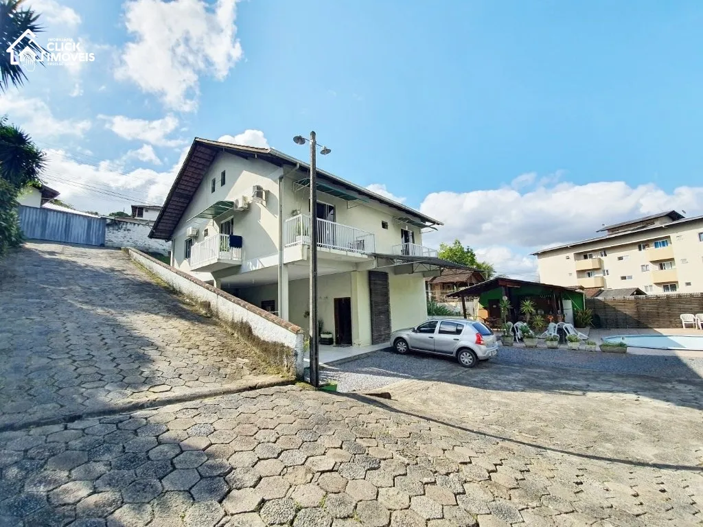 Casa com 6 dormitórios à venda no bairro Itoupava Norte em Blumenau/SC - foto 1