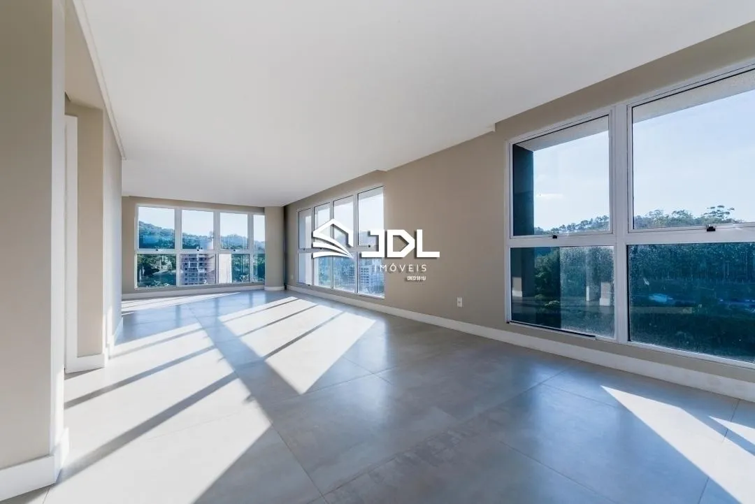 Apartamento à venda no bairro Bom Retiro — foto 2