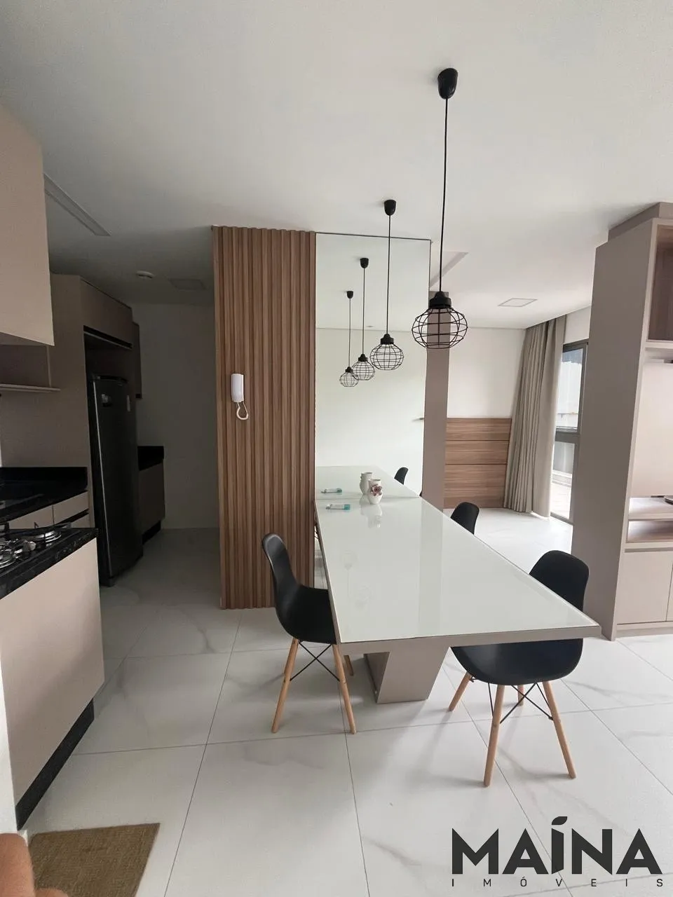Apartamento com um dormitório totalmente mobiliado, no bairro Victor Konder — foto 2