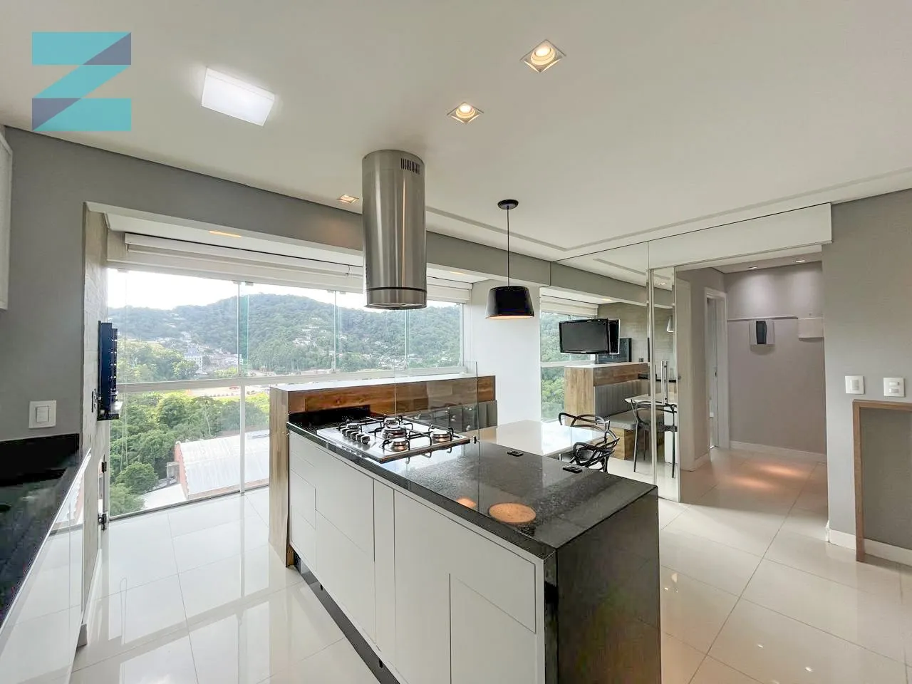 Apartamento mobiliado, em andar alto ! — foto 2