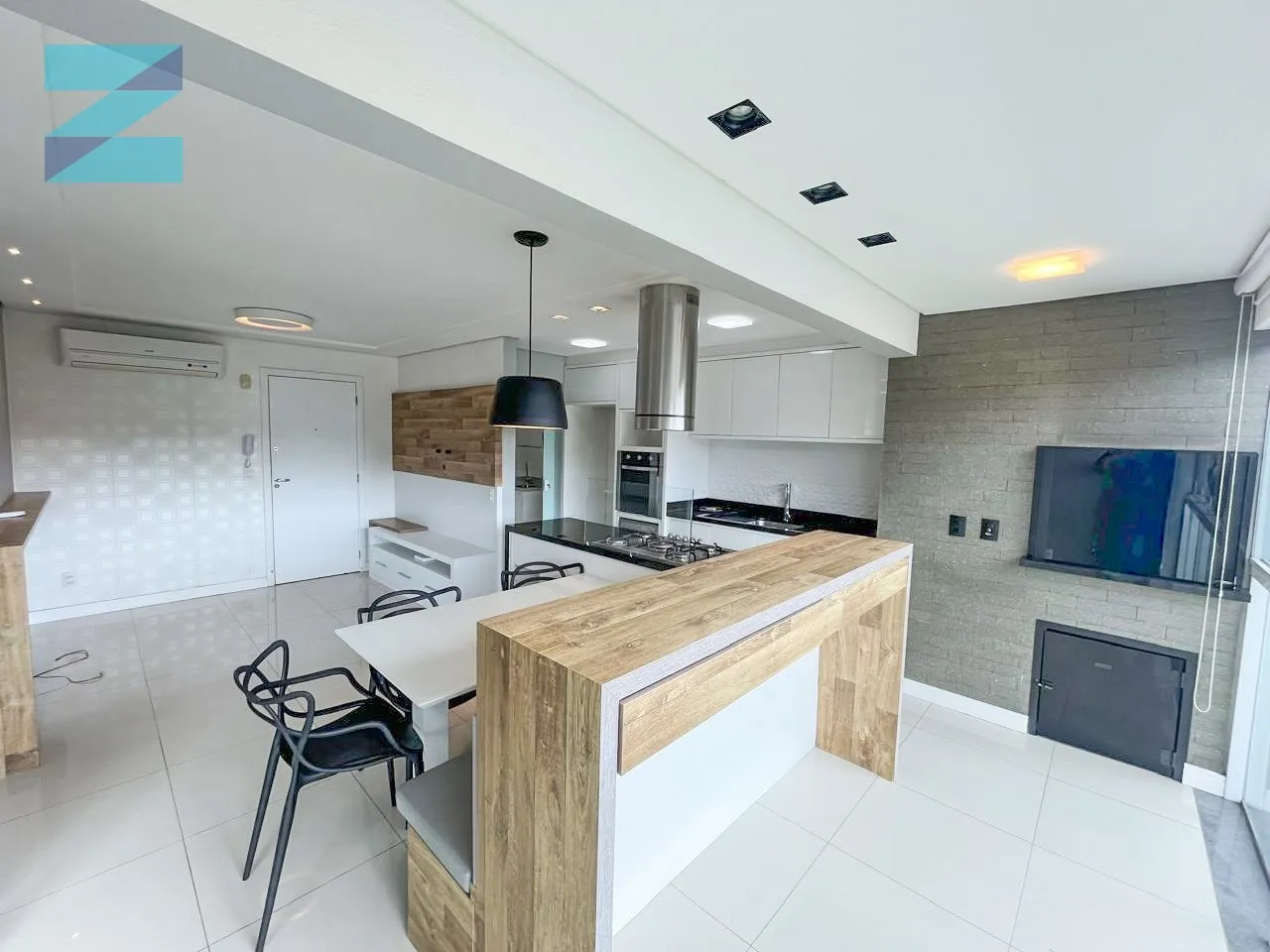 Apartamento mobiliado, em andar alto ! — foto 3