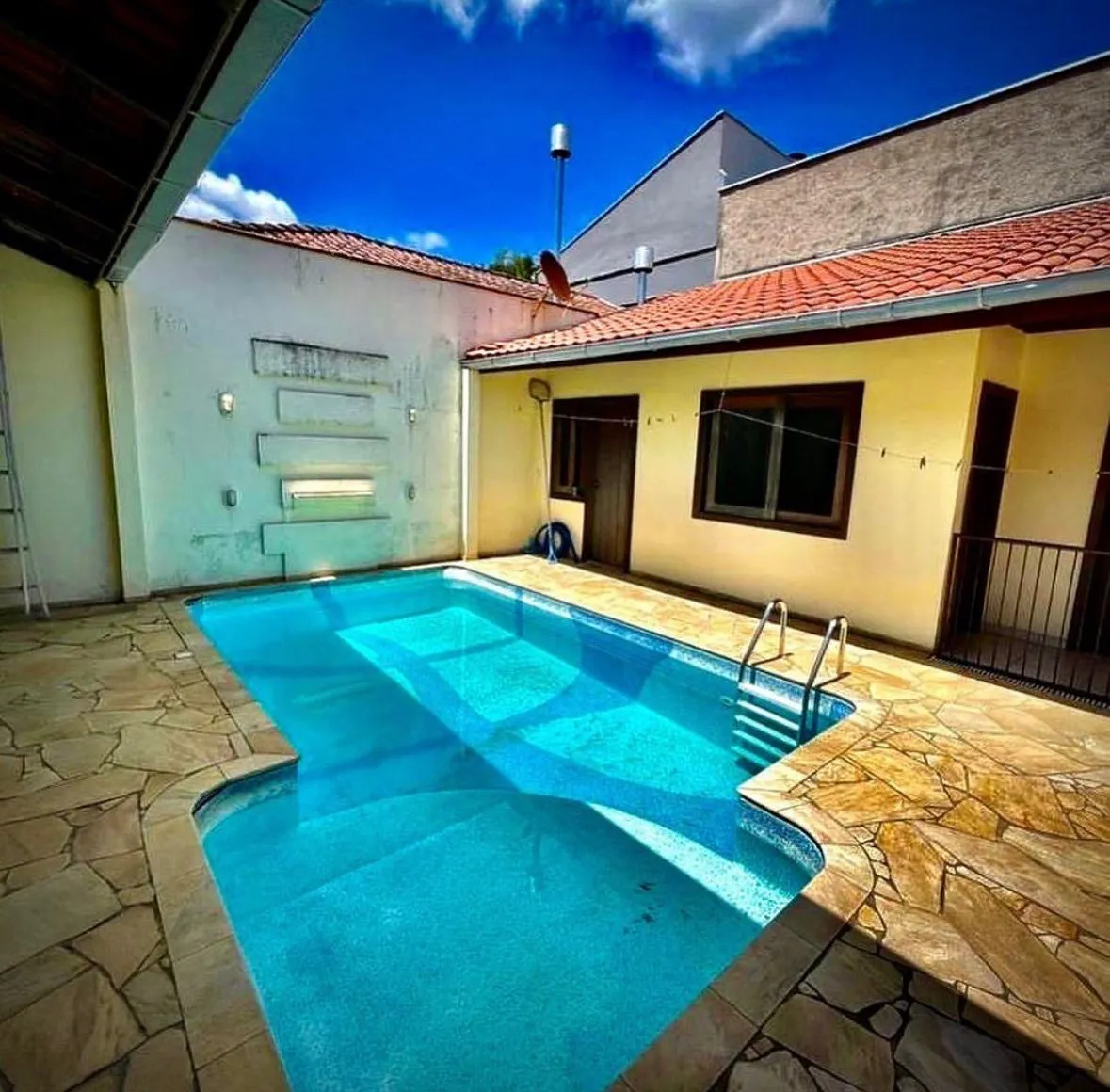 casa com piscina em Blumenau com 5 dormitorios, 196 metros de area construida e terreno com 377 metros — foto 3
