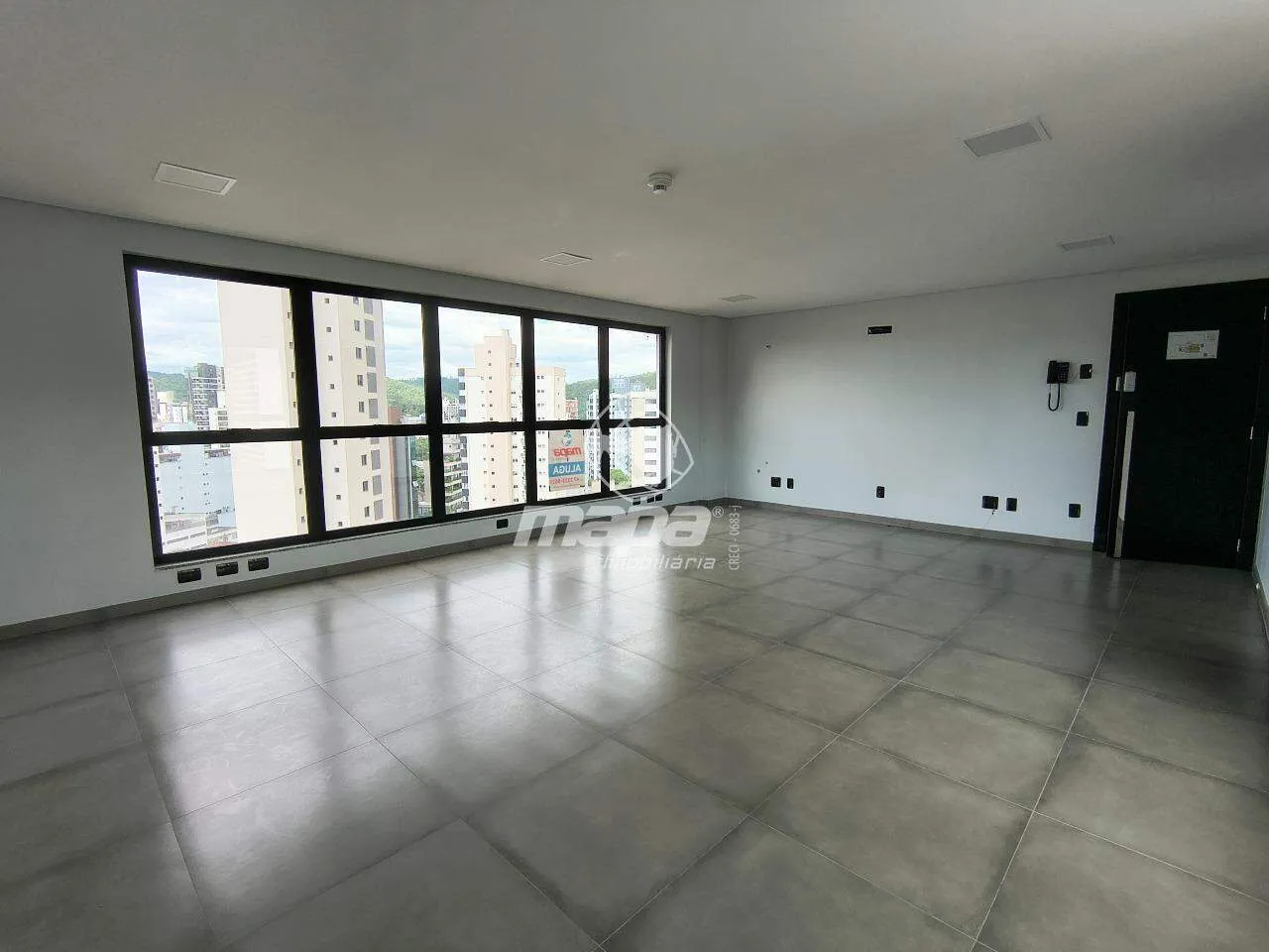 Sala Comercial para Alugar no bairro Jardim Blumenau em Blumenau — foto 3