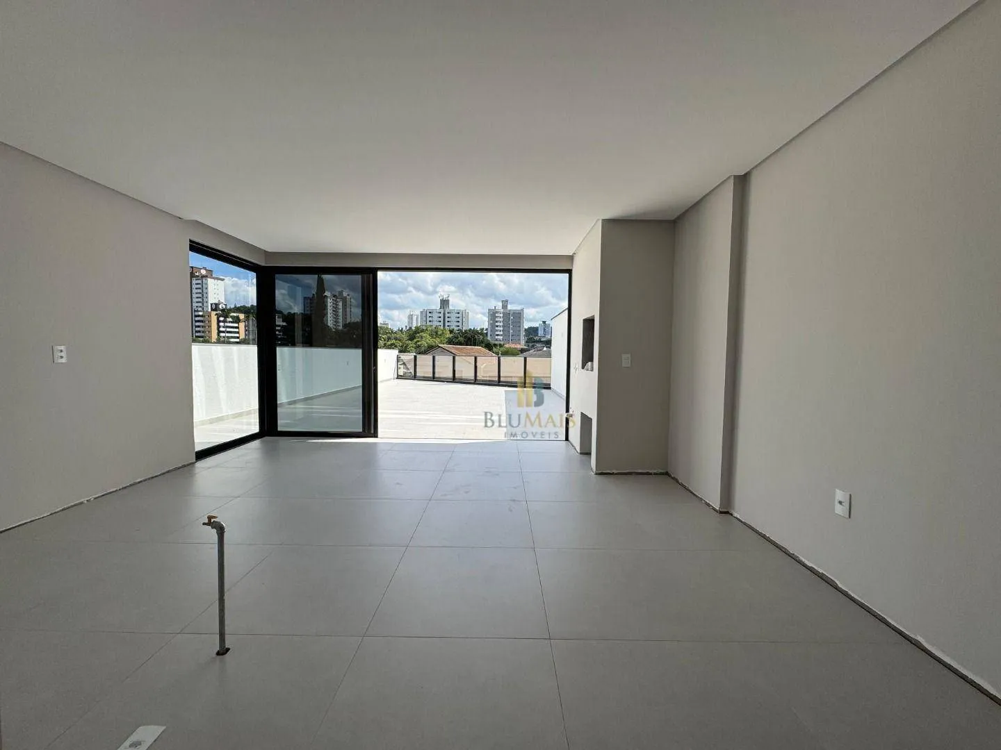 Apartamento Garden com 2 dormitórios à venda, 165 m por R$ 1.100.000 - Vila Nova - Blumenau/SC — foto 2