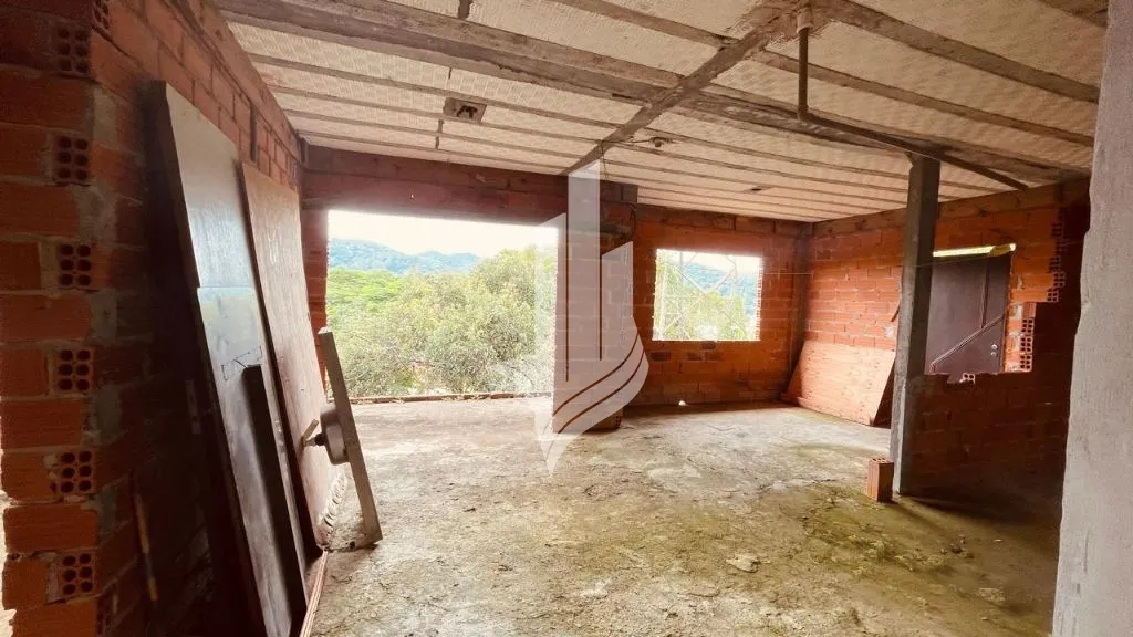 Casa em construção no Bairro Valparaíso — foto 7