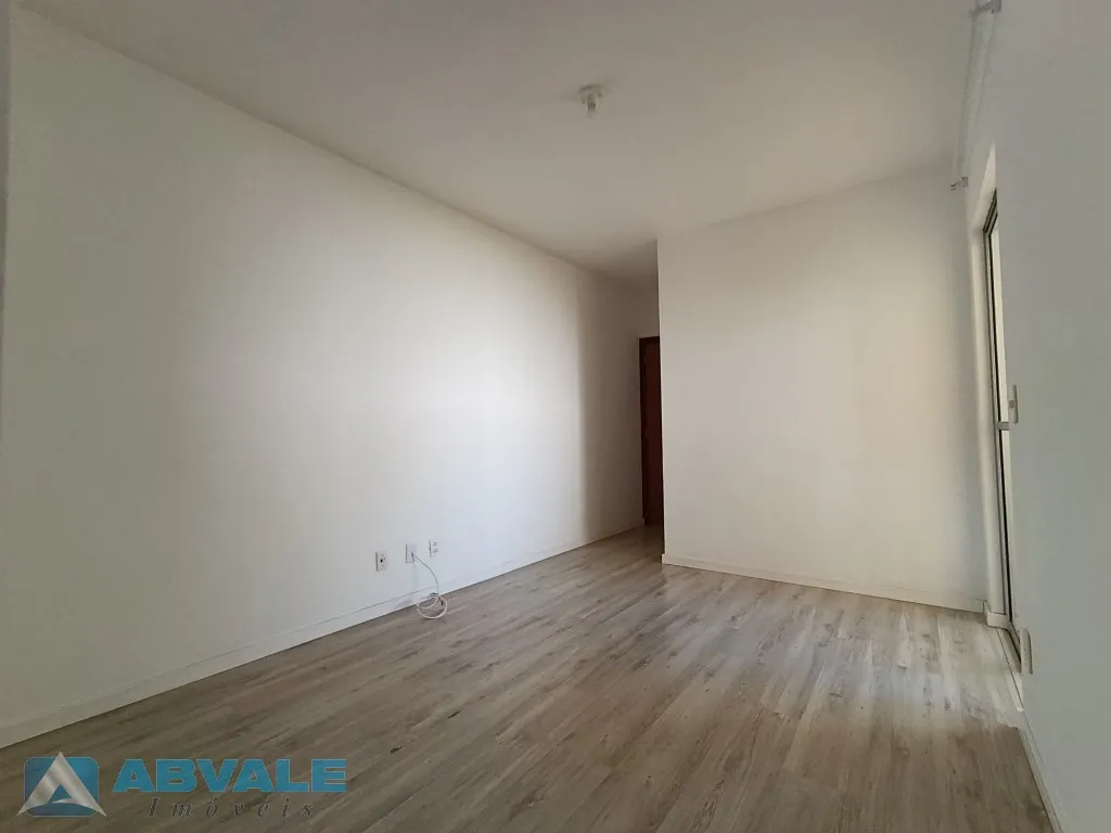 Apartamento 2 Dormitórios com Móveis Sob Medida na Cozinha Pertinho do Centro — foto 7