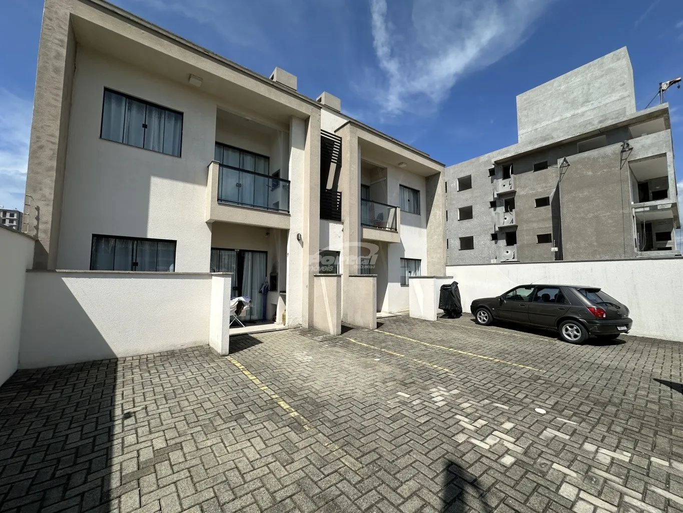 Apartamento mobiliado disponível para locação no bairro Itacolomi, em Balneário Piçarras. (Cód. 23371) - foto 1