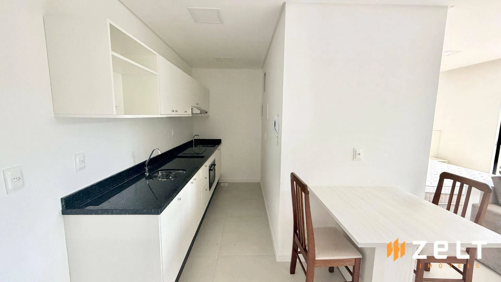 Apartamento com 1 dormitório para alugar, 30 m por R$ 2.138,00/mês - Garcia - Blumenau/SC — foto 6