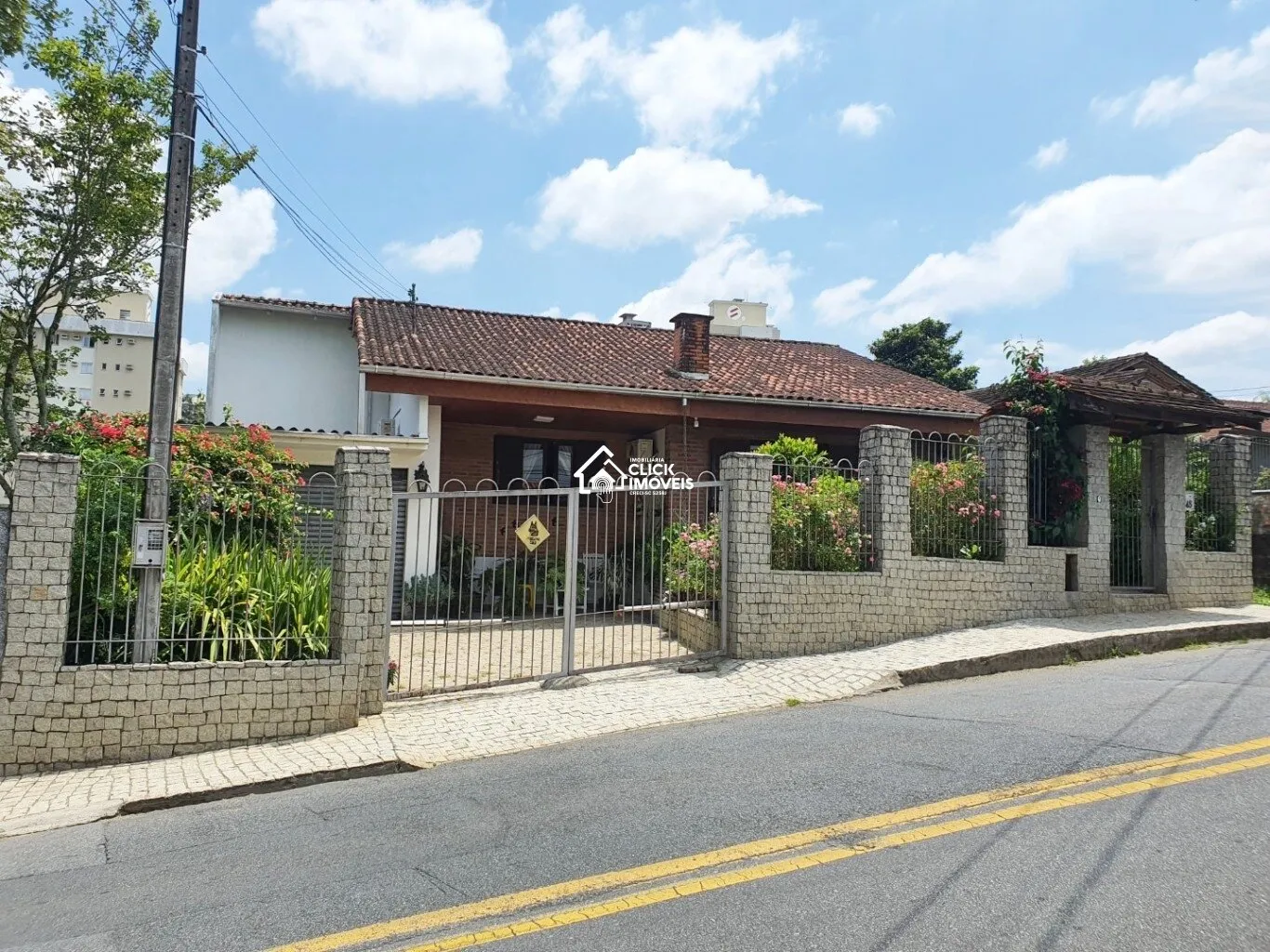 Casa com 3 dormitórios à venda no bairro Escola Agrícola em Blumenau/SC - foto 1
