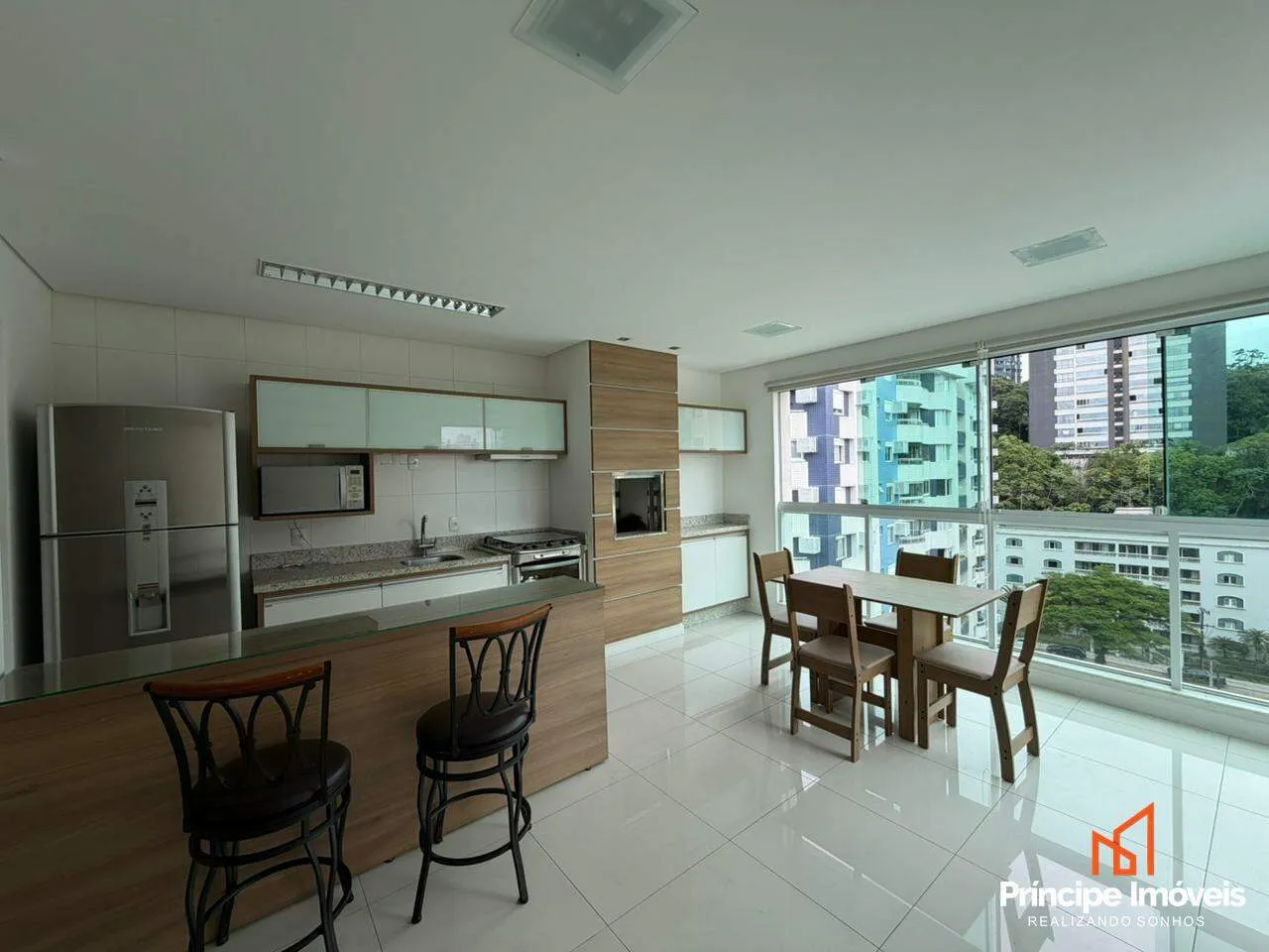 Apartamento com 3 quartos no Atiradores em Joinville - foto 1